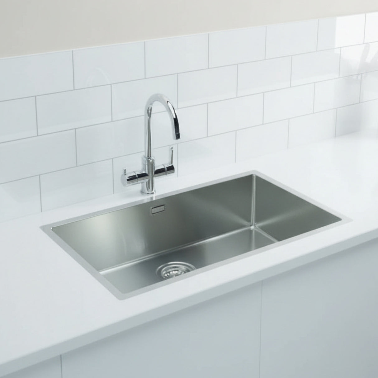 Alveus Quadrix 60 Sink For 800-900mm Cabinet In Single Bowl Stainless Steel Life Style