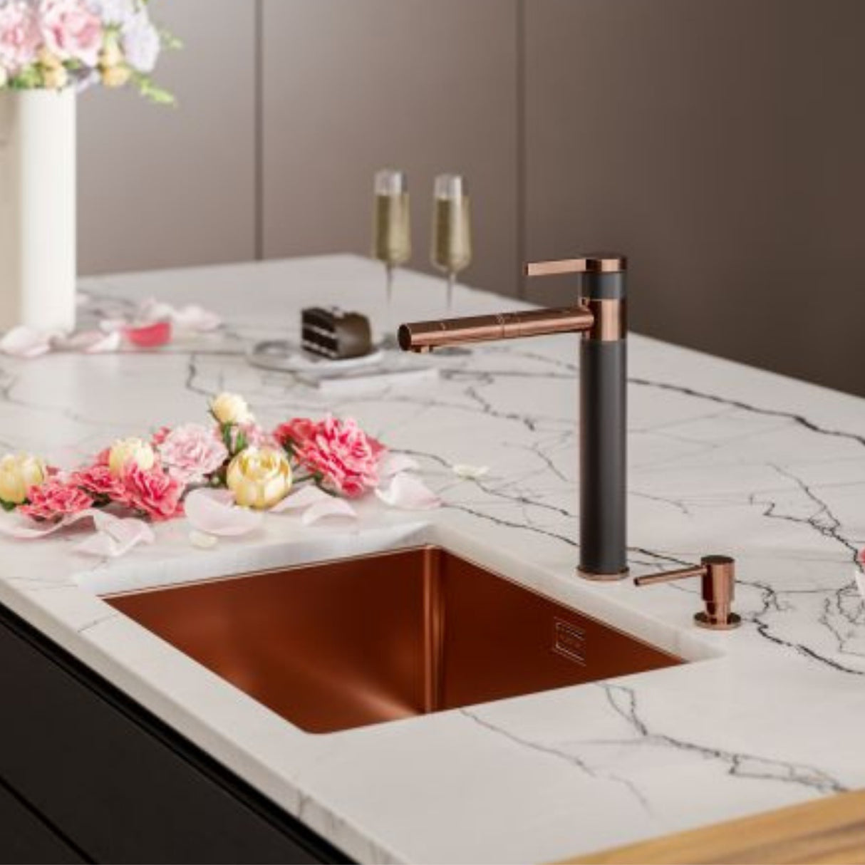 Alveus Zina Monarch Kitchen Mixer Tap with Single Lever in Copper Life Style