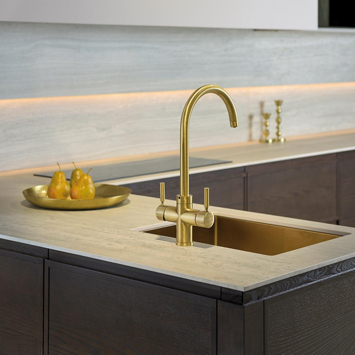 Pronteau ProPure Brushed Brass 4in1 Filter Tap with ProBoil in 2.1 Litres Life Style