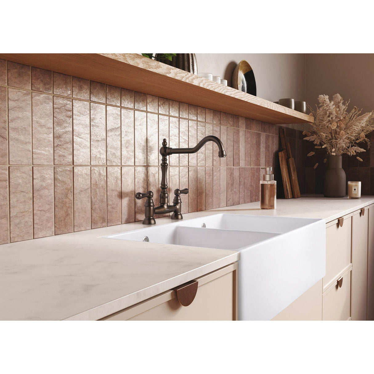 Rangemaster Waverly Traditional Bridge Tap English bronze in Stainless steel 56958440 Lifestyle