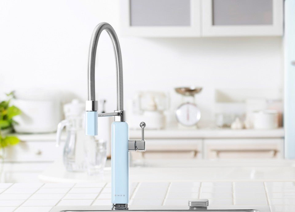 Smeg Retro Kitchen Tap Lifestyle