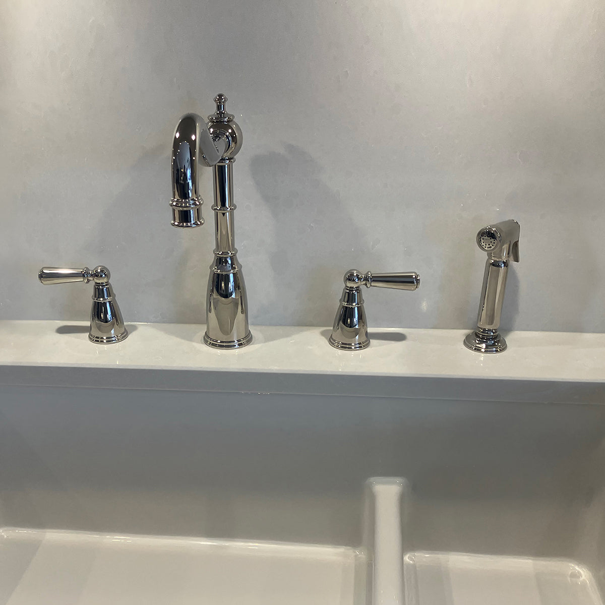 Bidbury & Co. Stockwell Kitchen Tap & Pull Out Spray with Ornate Lever Handles & Charming Traditional Aesthetic