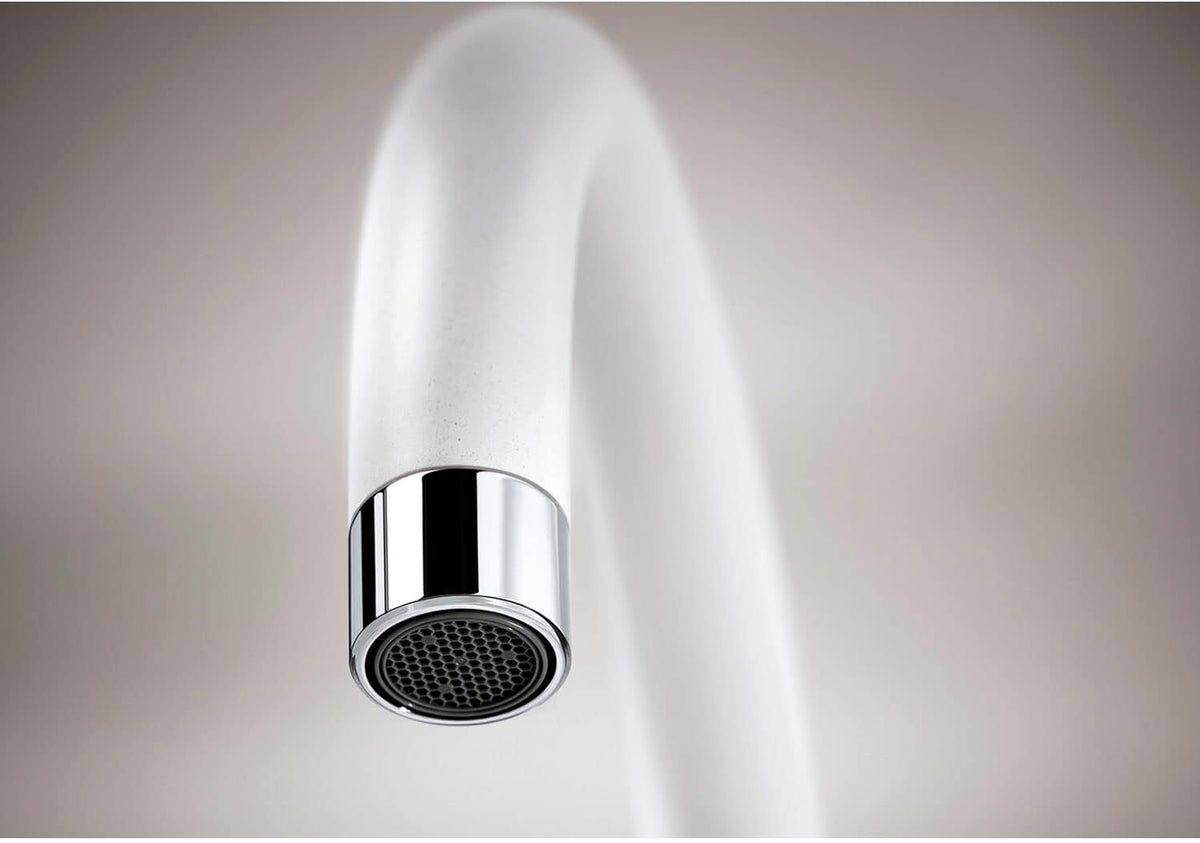 BLANCO Mida-S Single Lever Kitchen Mixer Tap with Pull-Down Handspray in White Spout Aerator Close-Up