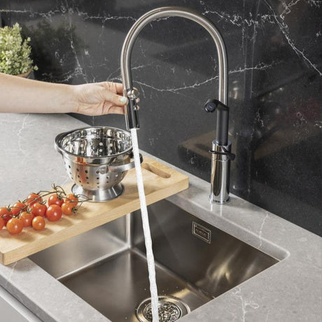 Silestone Integrity Due L & Nobili Heron Semi Pro in Chrome and Matt Black Kitchen Tap Pull Out Collection