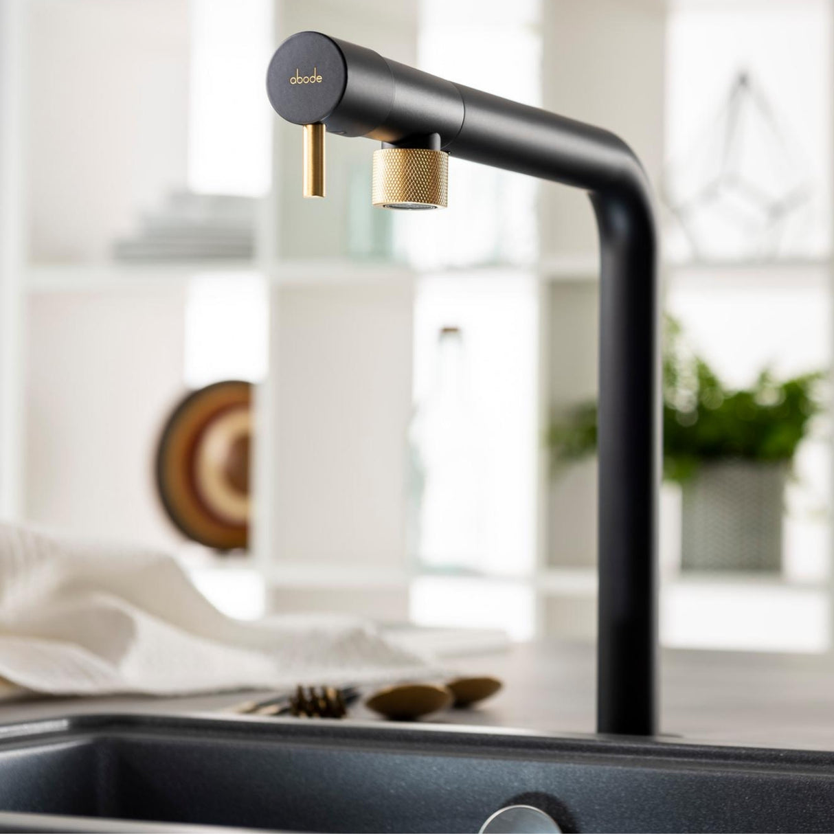 Abode Agilis L-Spout Tap With Single Lever Black Brass Life Style