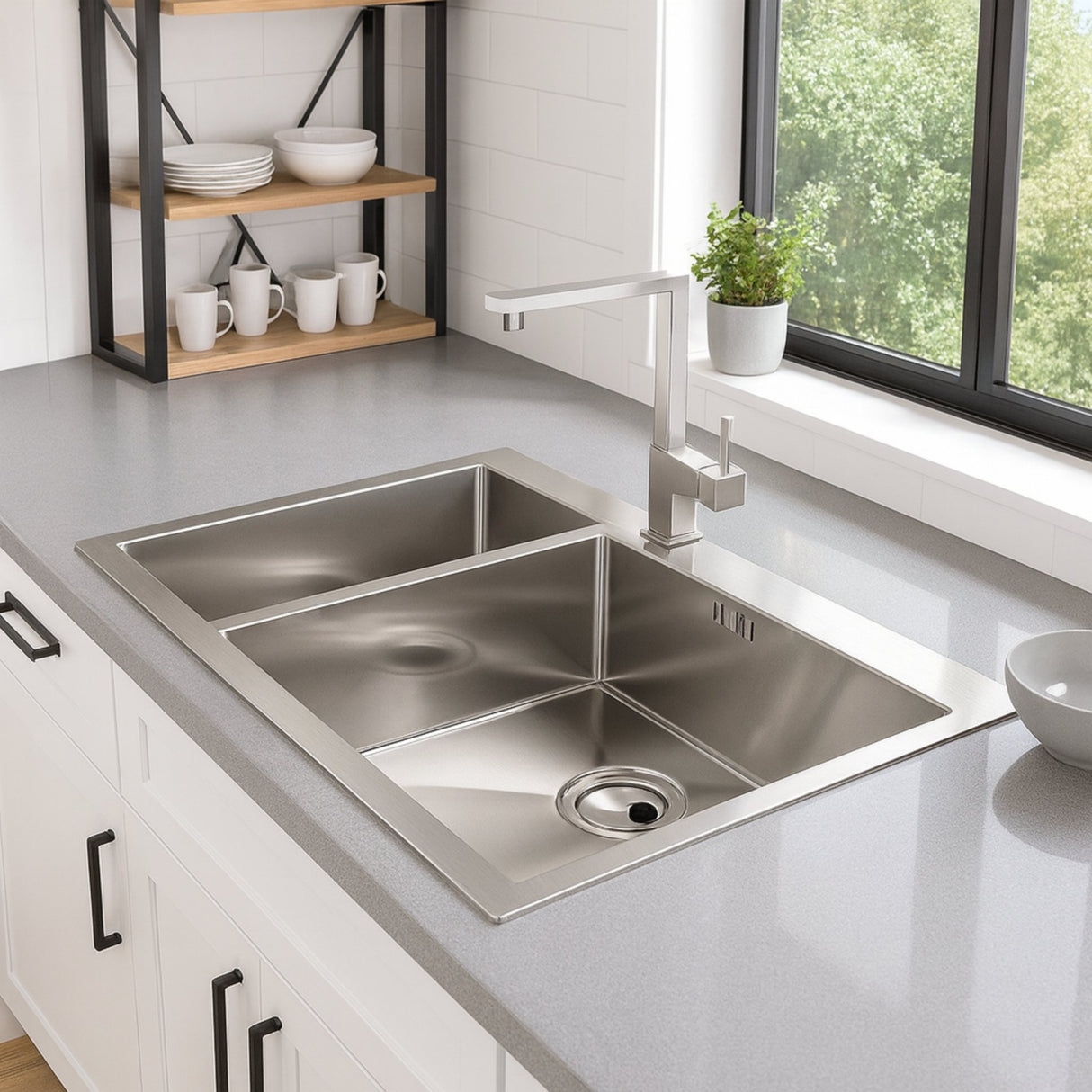 Abode Matrix R0 Undermount One and Half Bowl Kitchen Sink For 600mm Cabinet in Stainless Steel 
Brushed Life Style