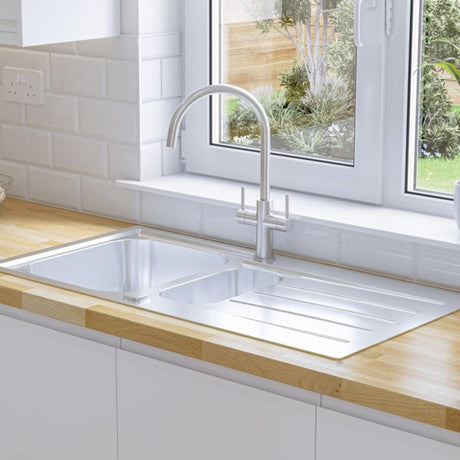 Alveus Line 10 Inset Sink For 600mm Cabinet In One and half bowl Stainless Steel 1067695N Lifestyle