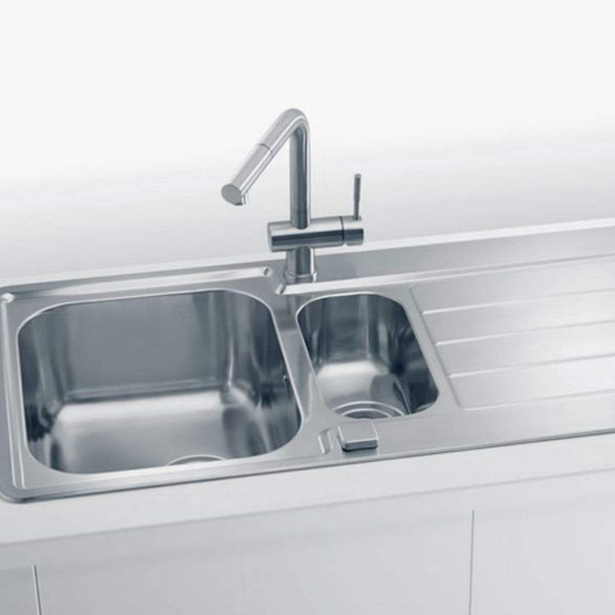 Alveus Line Maxim 10 Inset Sink for 600mm Cabinet in One and Half Bowl Stainless Steel Life Style