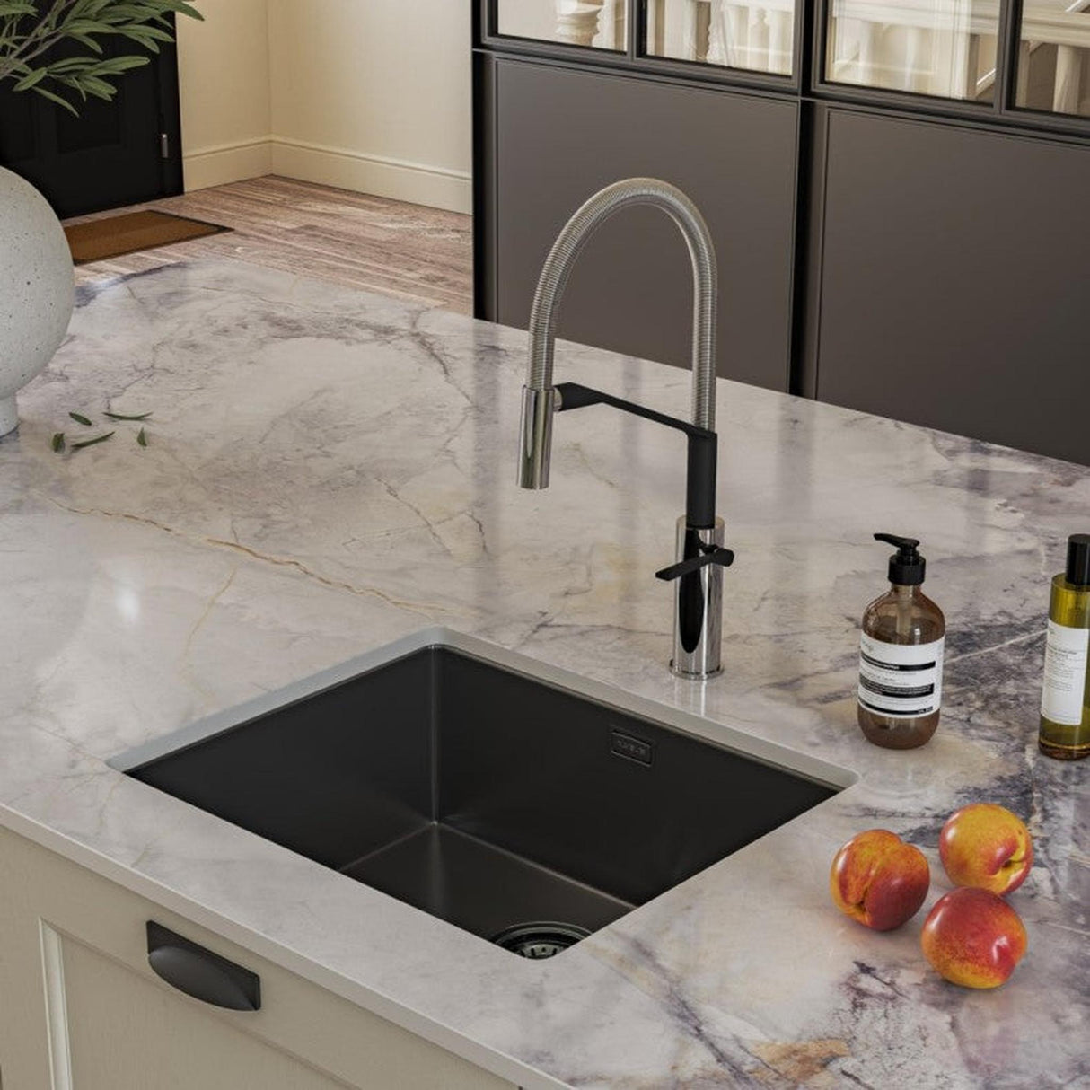 Alveus Monarch Kombino 50 Undermount Sink For 600mm Cabinet In Single Bowl Gold 1120361N Lifestyle