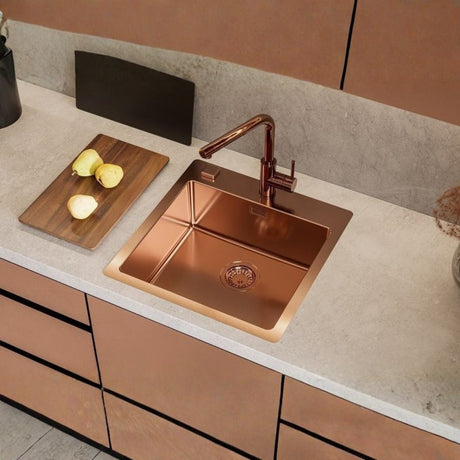 Alveus Zeos-P Monarch Kitchen Mixer Tap Pull-Out with Single Lever Control in Copper Life Style