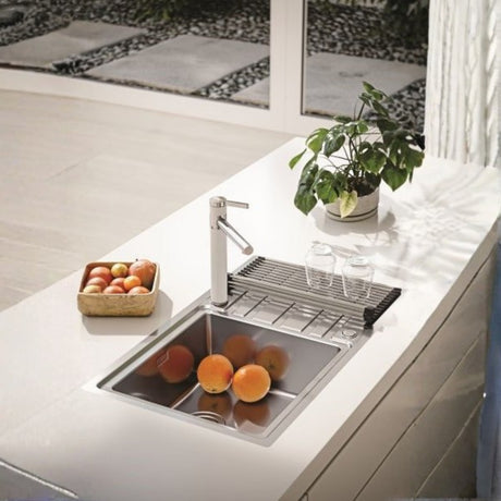 Alveus Zina Kitchen Tap in Arctic with Sleek Straight Spout & Effortless Single-Lever Control Life Style