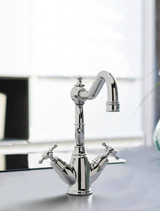 Bidbury & Co. Warwick Kitchen Mixer Tap with Crosshead Handles & Charming Country-Style Design
