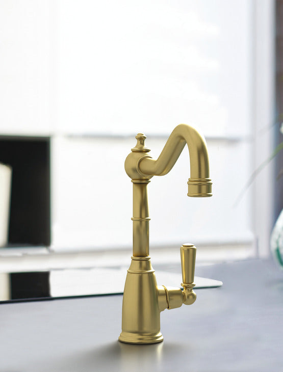 Bidbury & Co. Stanton Kitchen Mixer Tap with Single Lever Control & Timeless Traditional Design