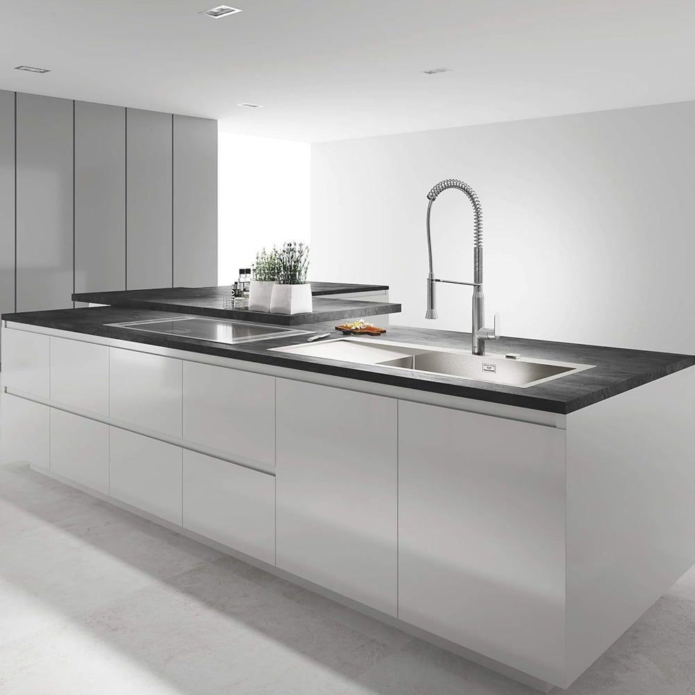 Grohe K7 Professional Tap Medium Height Pull Out Spray Single with Lever Monobloc Mixer In Polished Chrome - Life Style