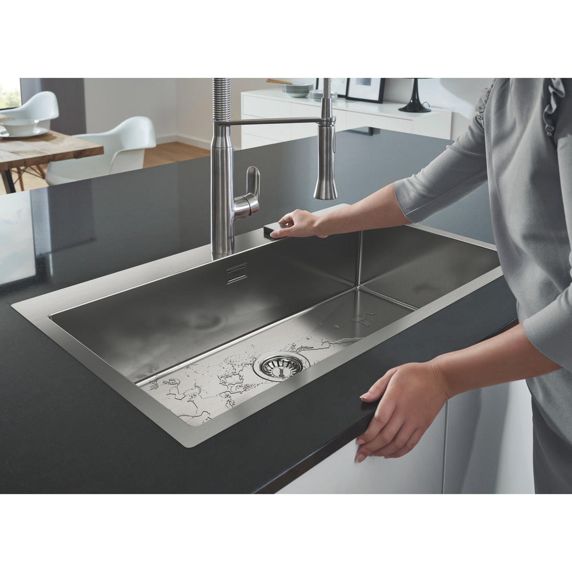 Grohe K800  Flush mount Single Bowl Kitchen Sink For 900 mm Cabinet In Stainless Steel Satin 57040470 Lifestyle