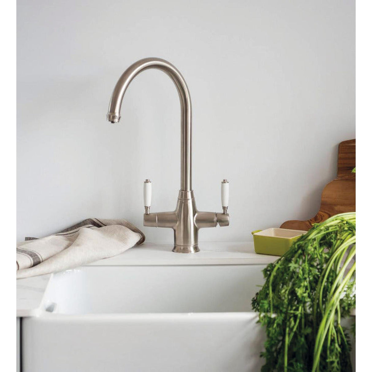 Pronteau ProTrad C-spout 3-in-1 Filter Tap in 2.1 Litres 57850610 Lifestyle