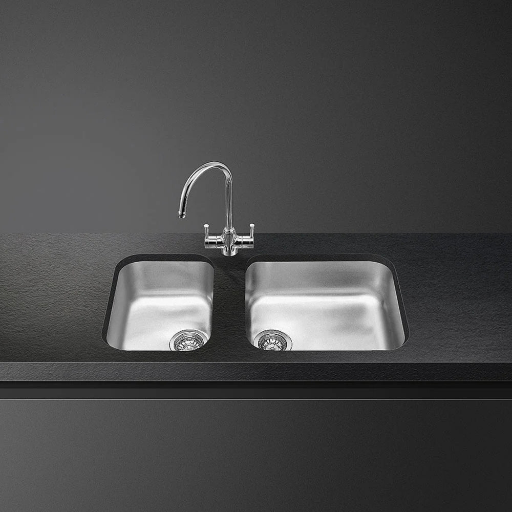 Smeg Alba Undermount Single Bowl Kitchen Sink for 400 mm Cabinet in Stainless Steel Brushed Life Style