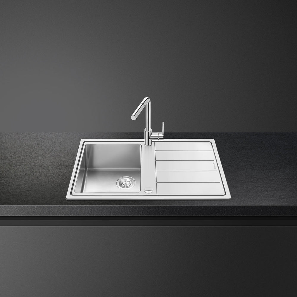 Smeg Mira Inset Mount Single Bowl Kitchen Sink for 600 mm Cabinet in Stainless Steel Brushed Life Style