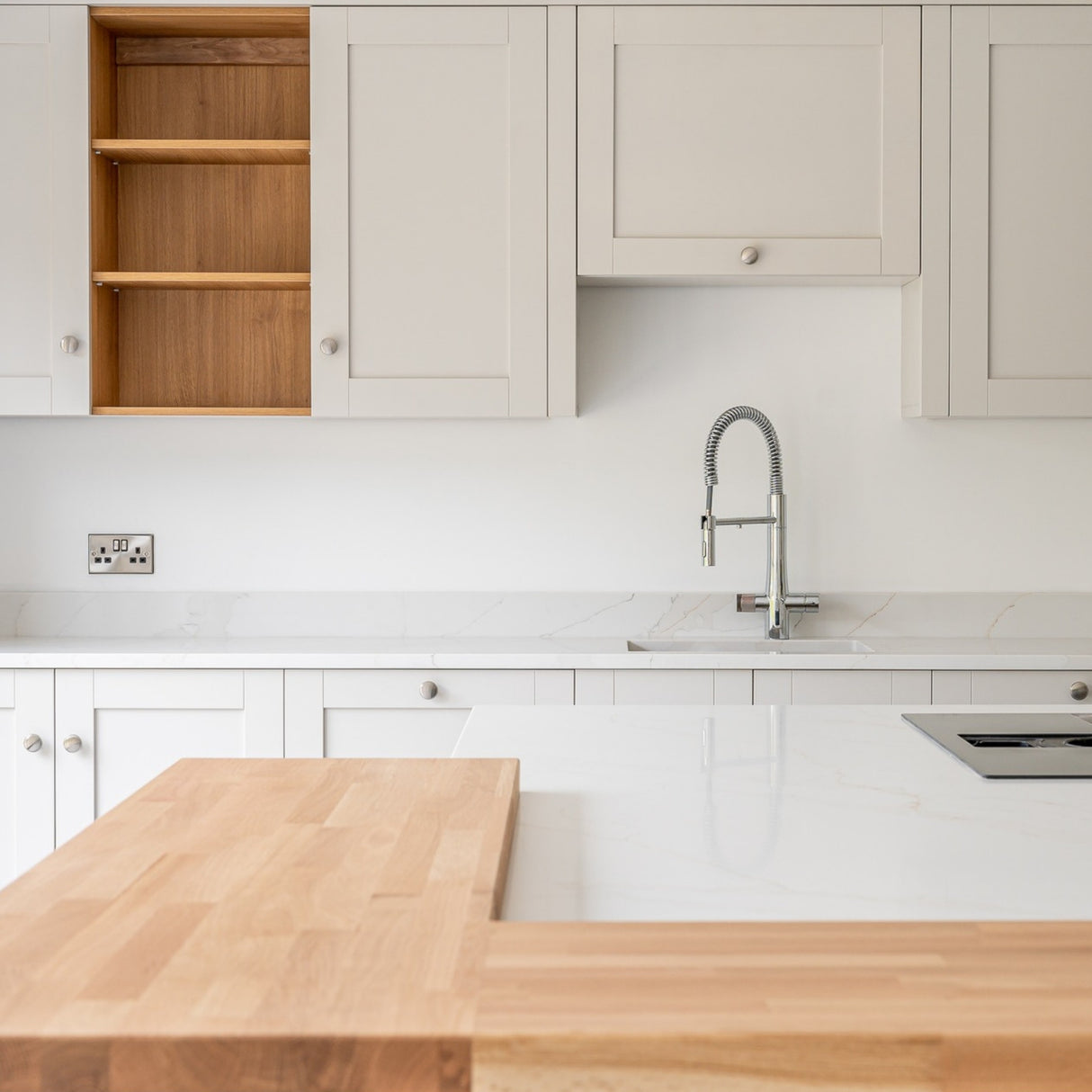 Triflow Concepts 4 in 1 Hybrid Flex Contemporary Boiling Water Kitchen Tap in Chrome with Pull Out Spray Hose