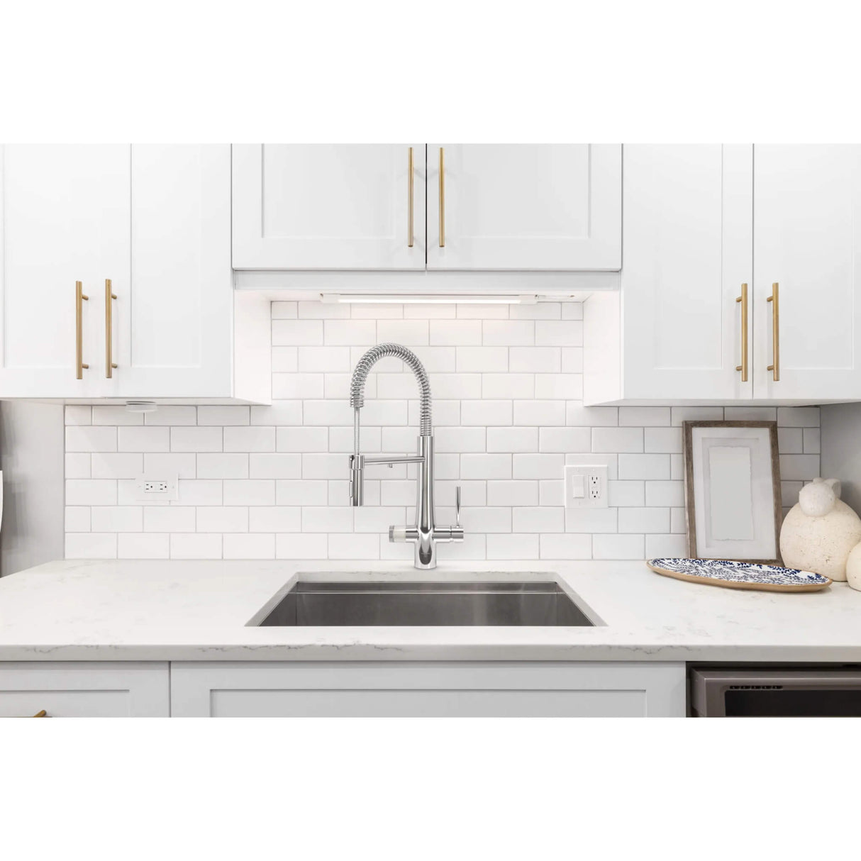 Triflow 4 in 1 Hybrid Flex C Pull Out Boiling Water Kitchen Tap in Chrome with LED Touch Control & Industrial Modern Design