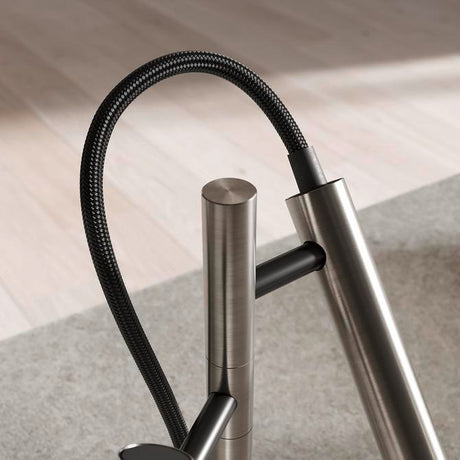 BLANCO Choice Luneoo-S Filter Kitchen Mixer Tap with Pull Out Spray Twin Spouts and Hose Close-Up