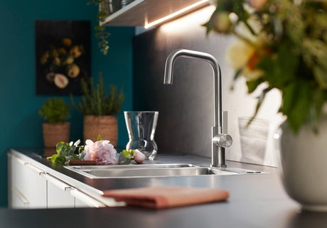 BLANCO Jandora Single Lever Kitchen Mixer Tap in a Kitchen Setting