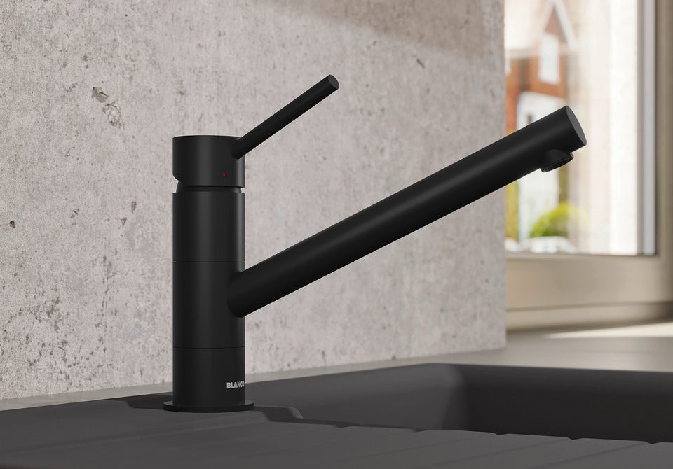 BLANCO Kano Single Lever Kitchen Mixer Tap in Black Matt on a Dark Worktop