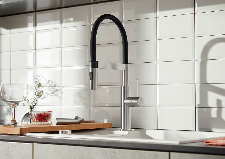 BLANCO Sonea S-Flexo Single Lever Kitchen Mixer Tap with Pull Out Spray in a White Tiled Kitchen