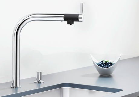 BLANCO Vonda Single Lever Kitchen Mixer Tap in 518434 Lifestyle