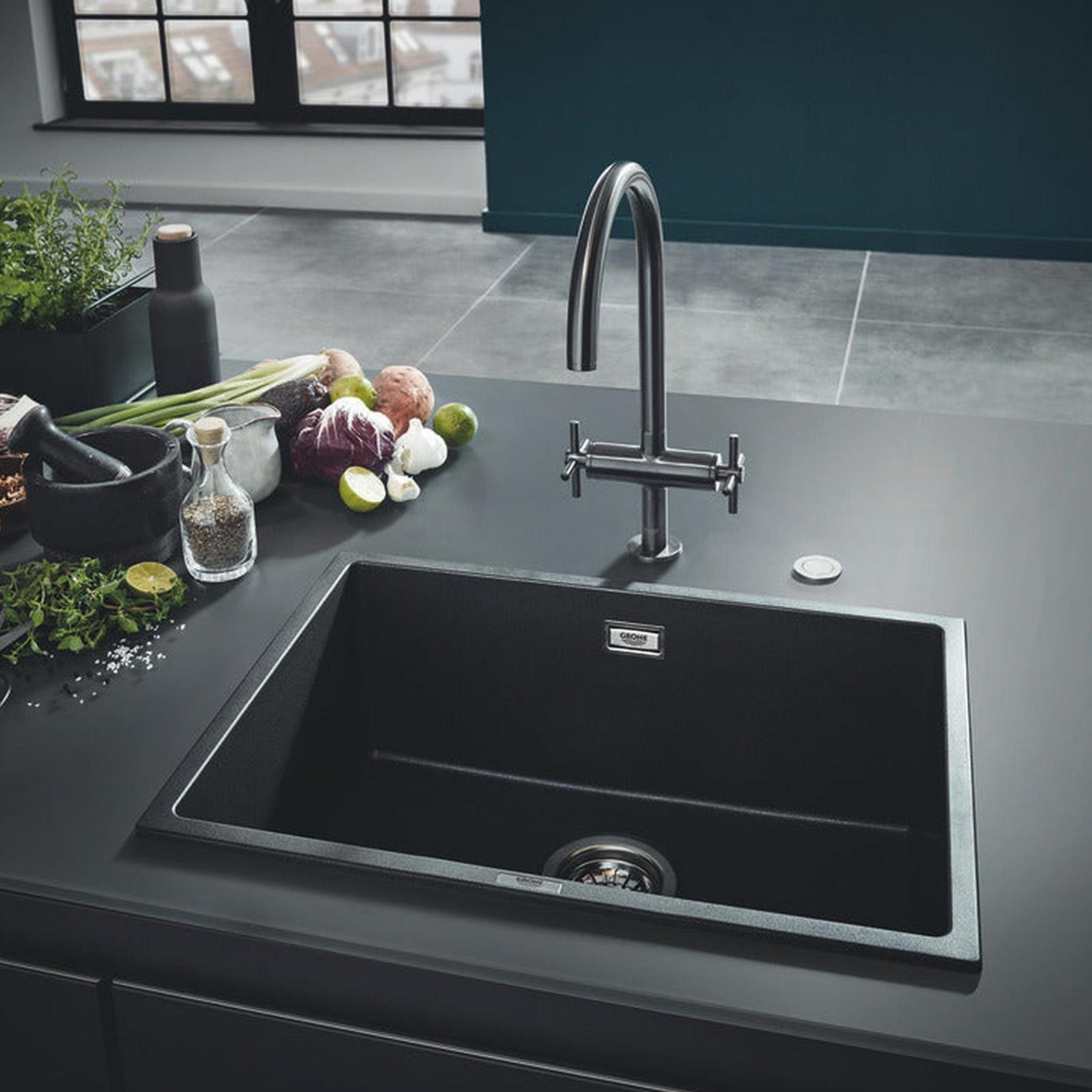 Grohe K700 Undermount, Inset Mount Single Bowl with Quartz Composite Kitchen Sink For 50mm Cabinet in Stainless Steel Black - Video